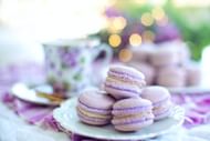 Pair different types of food with it. (Image via Pexels/Jill Wellington)